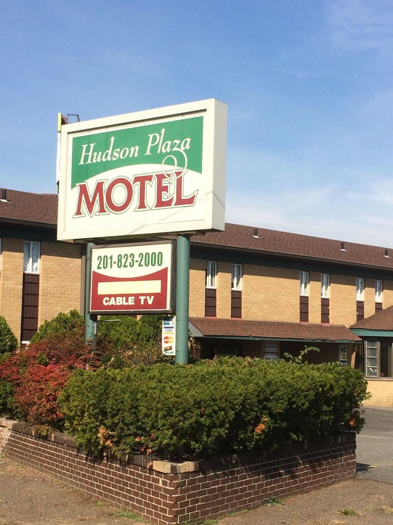 Hudson Plaza Motel Bayonne Jersey City Exterior photo